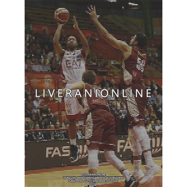 Prosiz Supercoppa 24/09/2017 EA7 Emporio Armani - Umana Reyer Venezia nella foto: Goudelock Andrew Â©Claudio Zamagni/Agenzia Aldo Liverani Goudelock Andrew during Italian Basketball Prosiz supercup 2017 - EA7 Emporio Armani Milano vs Umana Reyer Venezia at Unieuro Arena ForlÃ¬, on september 24, 2017 photo credit by Claudio Zamagni/Aldo Liverani Photo Agency / AGENZIA ALDO LIVERANI SAS - EA7 Emporio Armani - Umana Reyer Venezia Basket finale Prosiz Supercoppa Forli\' 24 settembre 2017 