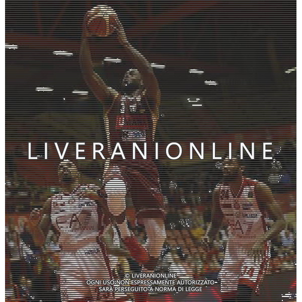 Prosiz Supercoppa 24/09/2017 EA7 Emporio Armani - Umana Reyer Venezia nella foto: Johnson Dominique Â©Claudio Zamagni/Agenzia Aldo Liverani Johnson Dominique during Italian Basketball Prosiz supercup 2017 - EA7 Emporio Armani Milano vs Umana Reyer Venezia at Unieuro Arena ForlÃ¬, on september 24, 2017 photo credit by Claudio Zamagni/Aldo Liverani Photo Agency / AGENZIA ALDO LIVERANI SAS - EA7 Emporio Armani - Umana Reyer Venezia Basket finale Prosiz Supercoppa Forli\' 24 settembre 2017 