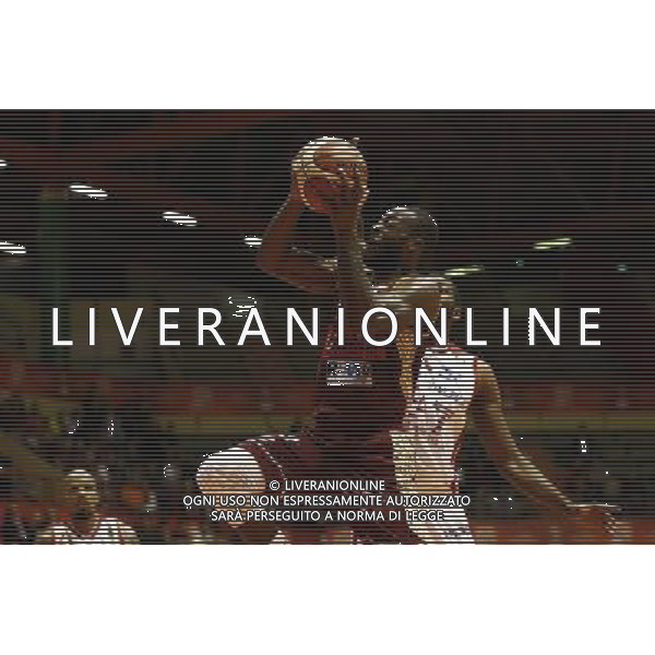 Prosiz Supercoppa 24/09/2017 EA7 Emporio Armani - Umana Reyer Venezia nella foto: Johnson Dominique Â©Claudio Zamagni/Agenzia Aldo Liverani Johnson Dominique during Italian Basketball Prosiz supercup 2017 - EA7 Emporio Armani Milano vs Umana Reyer Venezia at Unieuro Arena ForlÃ¬, on september 24, 2017 photo credit by Claudio Zamagni/Aldo Liverani Photo Agency / AGENZIA ALDO LIVERANI SAS - EA7 Emporio Armani - Umana Reyer Venezia Basket finale Prosiz Supercoppa Forli\' 24 settembre 2017 