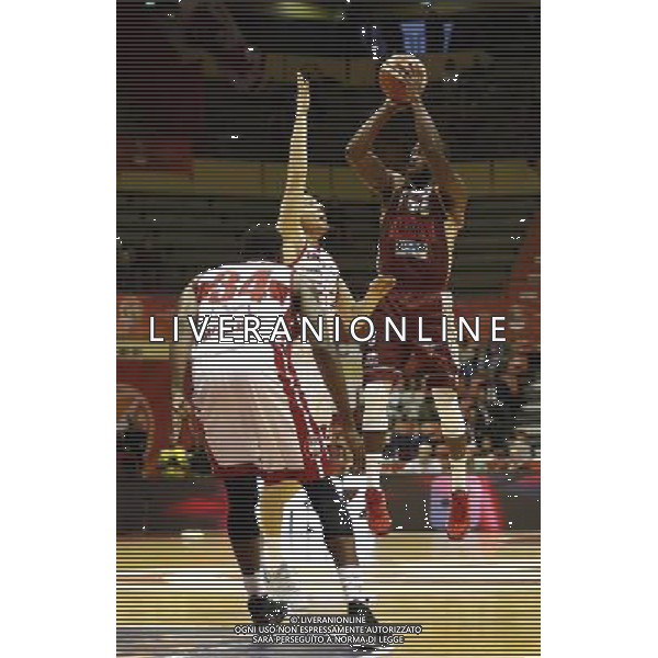 Prosiz Supercoppa 24/09/2017 EA7 Emporio Armani - Umana Reyer Venezia nella foto: Johnson Dominique Â©Claudio Zamagni/Agenzia Aldo Liverani Johnson Dominique during Italian Basketball Prosiz supercup 2017 - EA7 Emporio Armani Milano vs Umana Reyer Venezia at Unieuro Arena ForlÃ¬, on september 24, 2017 photo credit by Claudio Zamagni/Aldo Liverani Photo Agency / AGENZIA ALDO LIVERANI SAS - EA7 Emporio Armani - Umana Reyer Venezia Basket finale Prosiz Supercoppa Forli\' 24 settembre 2017 