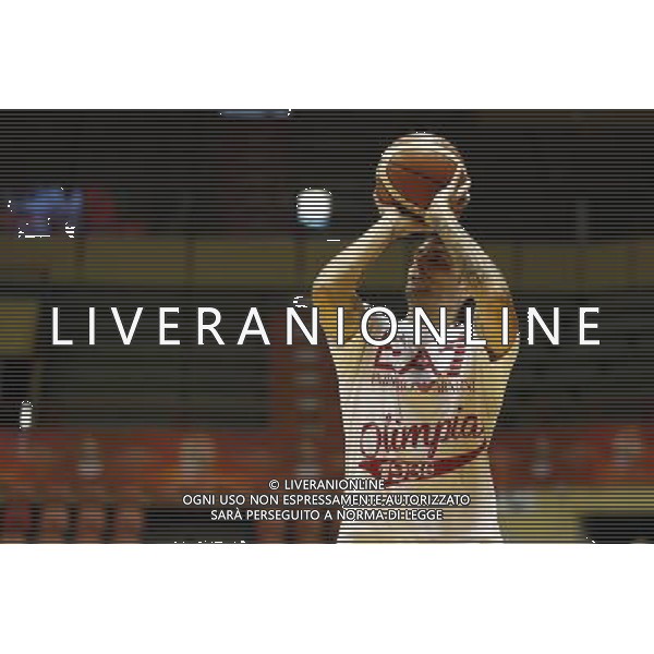 Prosiz Supercoppa 23/09/2017 EA7 Emporio Armani - Dolomiti Energia Trento nella foto: Cinciarini Andrea Â©Claudio Zamagni/Agenzia Aldo Liverani Cinciarini Andrea during Italian Basketball Prosiz supercup 2017 - EA7 Emporio Armani vs Dolomiti Energia Trento at Unieuro Arena ForlÃ¬, on september 23, 2017 photo credit by Claudio Zamagni/Aldo Liverani Photo Agency