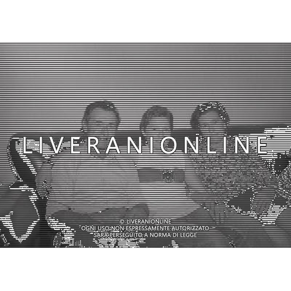 RETROSPETTIVA GABRIELLA DORIO ATLETA NELLA FOTO GABRIELLA DORIO CON I GENITORI AG ALDO LIVERANI SAS