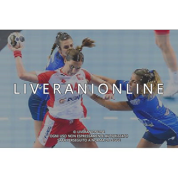2017.09.27 Lubin Pilka Reczna Kwalifikacje do Mistrzostw Europy EHF 2018 Polska - Wlochy N/z Karolina Kudlacz-Gloc Foto Pawel Andrachiewicz / PressFocus 2017.09.27 Lubin Handball 2018 Women\'s European Championship Qualification Poland - Italy Karolina Kudlacz-Gloc Credit: Pawel Andrachiewicz / PressFocus / NEWSPIX.PL --- Newspix.pl / AGENZIA ALDO LIVERANI SAS - ITALY ONLY EDITORIAL USE ONLY - Polonia Italia pallamano Femminile Gruppo 2 di qualificazione ai Campionati Europei di Francia 2018 - 27-09-2017
