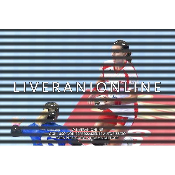 2017.09.27 Lubin Pilka Reczna Kwalifikacje do Mistrzostw Europy EHF 2018 Polska - Wlochy N/z Karolina Kudlacz-Gloc Foto Pawel Andrachiewicz / PressFocus 2017.09.27 Lubin Handball 2018 Women\'s European Championship Qualification Poland - Italy Karolina Kudlacz-Gloc Credit: Pawel Andrachiewicz / PressFocus / NEWSPIX.PL --- Newspix.pl / AGENZIA ALDO LIVERANI SAS - ITALY ONLY EDITORIAL USE ONLY - Polonia Italia pallamano Femminile Gruppo 2 di qualificazione ai Campionati Europei di Francia 2018 - 27-09-2017