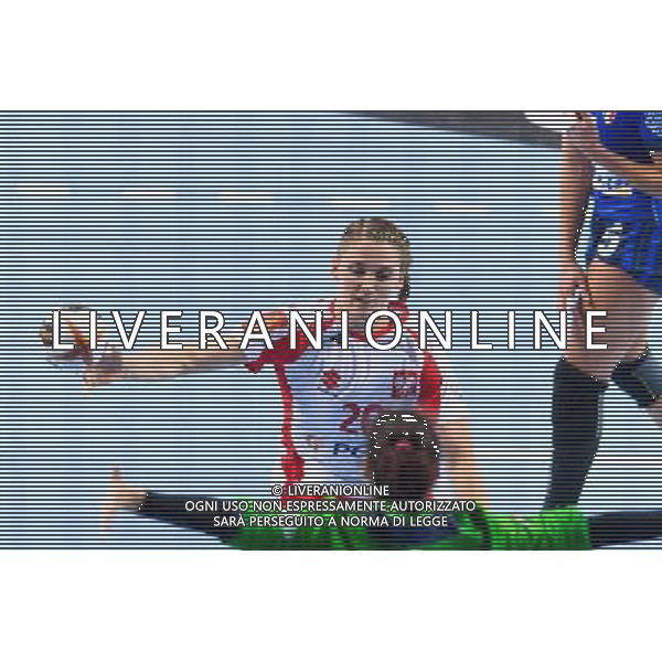 2017.09.27 Lubin Pilka Reczna Kwalifikacje do Mistrzostw Europy EHF 2018 Polska - Wlochy N/z Joanna Drabik Foto Pawel Andrachiewicz / PressFocus 2017.09.27 Lubin Handball 2018 Women\'s European Championship Qualification Poland - Italy Joanna Drabik Credit: Pawel Andrachiewicz / PressFocus / NEWSPIX.PL --- Newspix.pl / AGENZIA ALDO LIVERANI SAS - ITALY ONLY EDITORIAL USE ONLY - Polonia Italia pallamano Femminile Gruppo 2 di qualificazione ai Campionati Europei di Francia 2018 - 27-09-2017