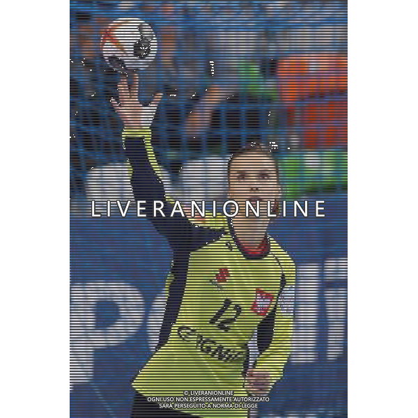 27.09.2017 LUBIN PILKA RECZNA KOBIET REPREZENTACJA , (HANDBALL WOMEN) DRUGA RUNDA KWALIFIKACJIE MISTRZOSTW EUROPY EHF FRANCJA 2018 (WOMENÅS EHF EURO 2018 QUALIFICATION GAME POLAND - ITALY), MECZ POLSKA - WLOCHY NZ WERONIKA GAWLIK FOTO JAKUB PIASECKI / CYFRASPORT / NEWSPIX.PL --- Newspix.pl / AGENZIA ALDO LIVERANI SAS - ITALY ONLY EDITORIAL USE ONLY - Polonia Italia pallamano Femminile Gruppo 2 di qualificazione ai Campionati Europei di Francia 2018 - 27-09-2017