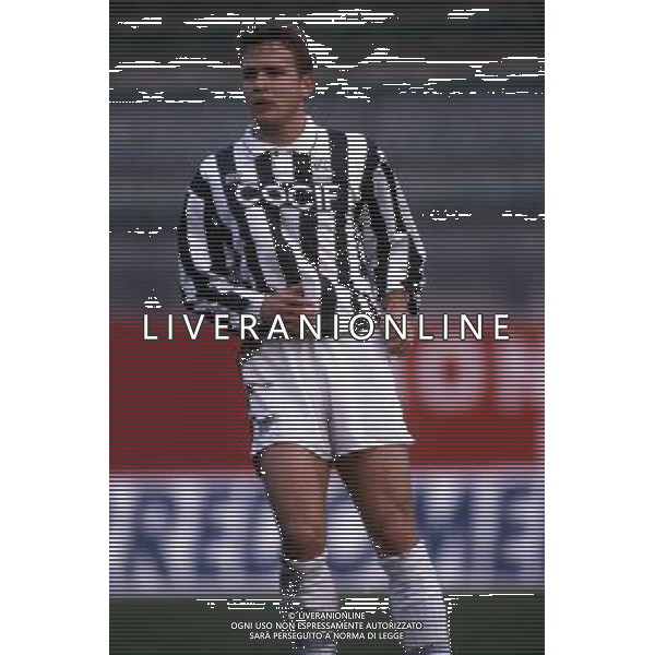 OLIVER BIERHOFF CON LA MAGLIA DELL\'ASCOLI CALCIO 1992/1993 Â© / AGENZIA ALDO LIVERANI SAS