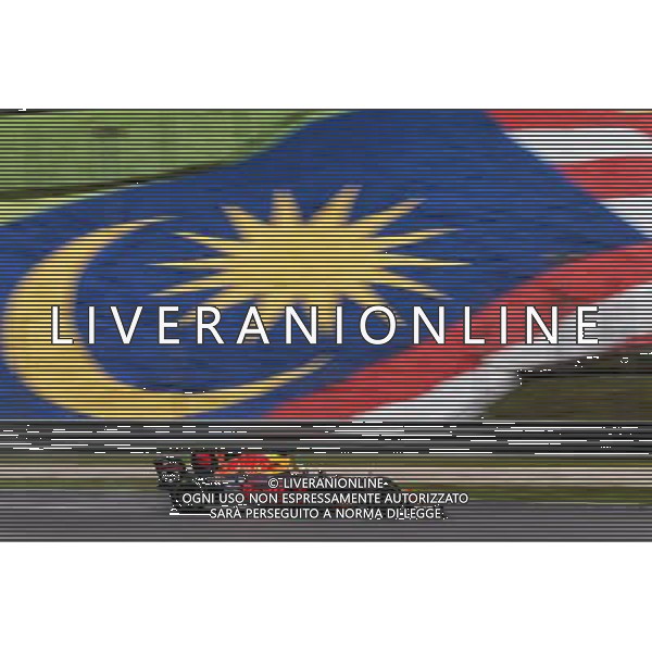 Daniel Ricciardo (AUS) Red Bull Racing RB13. 29.09.2017. Formula 1 World Championship, Rd 15, Malaysian Grand Prix, Sepang, Malaysia, Friday. AG ALDO LIVERANI SAS ONLY ITALY