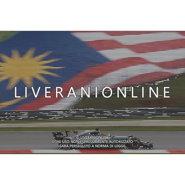 Lewis Hamilton (GBR) Mercedes AMG F1 29.09.2017. Formula 1 World Championship, Rd 15, Malaysian Grand Prix, Sepang, Malaysia, Friday. AG ALDO LIVERANI SAS ONLY ITALY