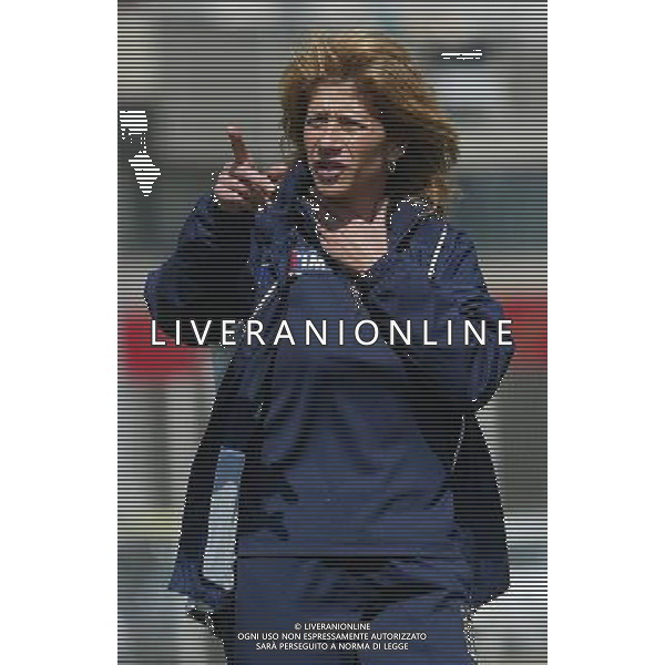 genova 13/04/2005 calcio femminile amichevole Italia-Danimarca nella foto morace carolina allenatore della nazionale femminile ag.aldo Liverani-Venezia