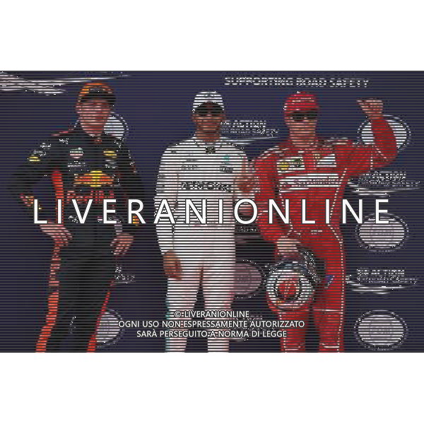 Qualifying top three in parc ferme (L to R): Max Verstappen (NLD) Red Bull Racing, third; Lewis Hamilton (GBR) Mercedes AMG F1, pole position; Kimi Raikkonen (FIN) Ferrari, second. 30.09.2017. Formula 1 World Championship, Rd 15, Malaysian Grand Prix, Sepang, Malaysia, Saturday. - www.xpbimages.com, EMail: requests@xpbimages.com - copy of publication required for printed pictures. Every used picture is fee-liable. Â© Copyright: Batchelor / XPB Images/Ag. Aldo Liverani s.a.s./ONLY ITALY