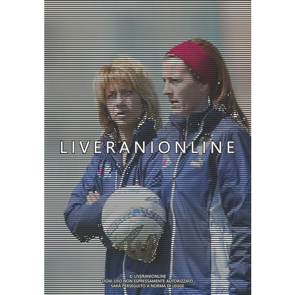 genova 13/04/2005 calcio femminile amichevole Italia-Danimarca nella foto morace carolina allenatore della nazionale femminile ag.aldo Liverani-Venezia