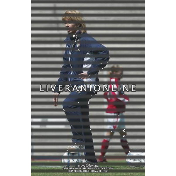 genova 13/04/2005 calcio femminile amichevole Italia-Danimarca nella foto morace carolina allenatore della nazionale femminile ag.aldo Liverani-Venezia
