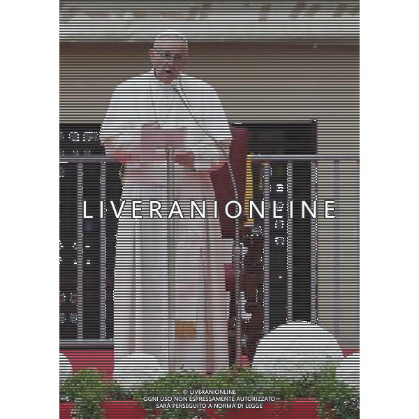 Cesena - visita di Papa Francesco 01/10/2017 nella foto: Papa Francesco ©Claudio Zamagni/Agenzia Aldo Liverani Pope Francis speaks to people in Piazza del Popolo during the visit in Cesena city on October 01 2017 