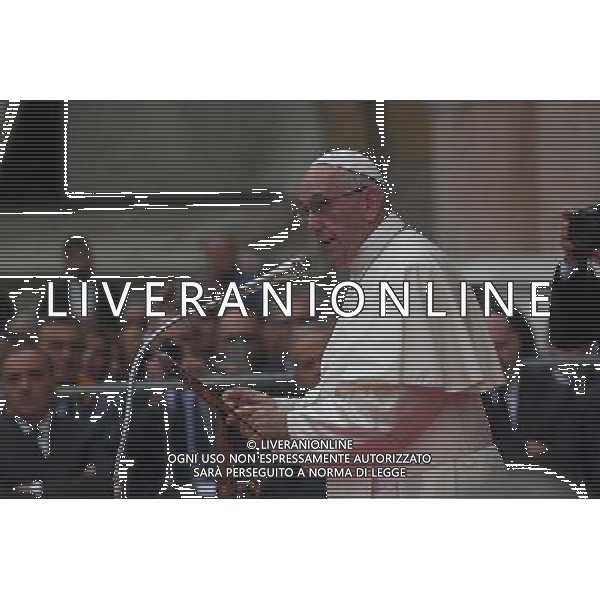 bologna -01-10-2017 visita di papa francesco abologna in piazza matteotti e hub nella foto papa francesco ag aldo liverani sas