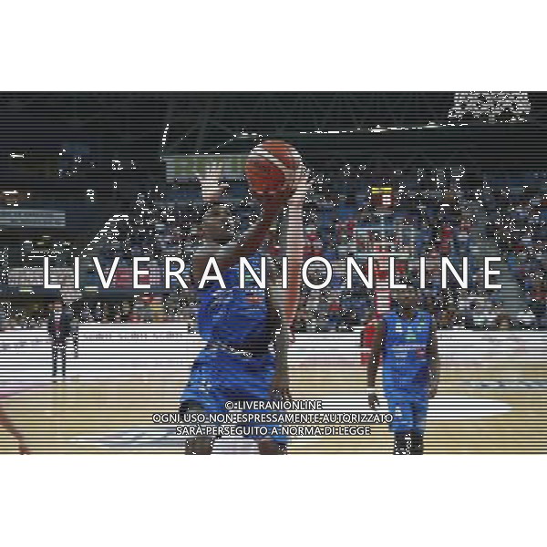 Lega Basket serie A 01/10/2017 V L Pallacanestro Pesaro - Germani Basket Brescia nella foto: Moore Lee ©Claudio Zamagni/Agenzia Aldo Liverani Moore Lee during basketball match between V L Pallacanestro Pesaro and Gremani Basket Brescia at Adriatic Arena in Pesaro on October 1 2017 photo credit by Claudio Zamagni/Aldo Liverani Photo Agency