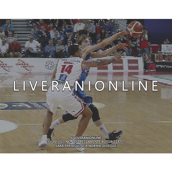 Lega Basket serie A 01/10/2017 V L Pallacanestro Pesaro - Germani Basket Brescia nella foto: Dallas Moore Traini Andrea ©Claudio Zamagni/Agenzia Aldo Liverani Dallas Moore Traini Andrea during basketball match between V L Pallacanestro Pesaro and Gremani Basket Brescia at Adriatic Arena in Pesaro on October 1 2017 photo credit by Claudio Zamagni/Aldo Liverani Photo Agency