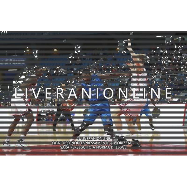 Lega Basket serie A 01/10/2017 V L Pallacanestro Pesaro - Germani Basket Brescia nella foto: Hunt Dario Â©Claudio Zamagni/Agenzia Aldo Liverani Hunt Dario during basketball match between V L Pallacanestro Pesaro and Gremani Basket Brescia at Adriatic Arena in Pesaro on October 1 2017 photo credit by Claudio Zamagni/Aldo Liverani Photo Agency
