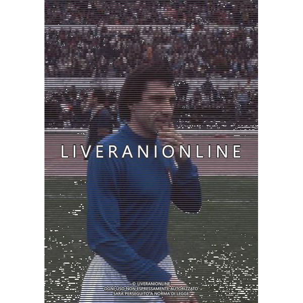 RETROSPETTIVA GIAMPIERO MARINI CALCIATORE NELLA FOTO GIAMPIERO MARINI CON LA MAGLIA DELLA NAZIONALE ITALIANA AG ALDO LIVERANI SAS