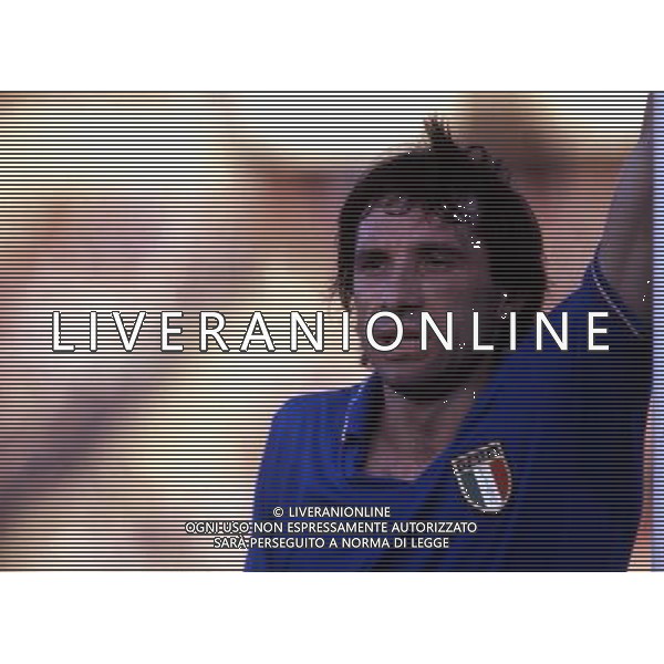 RETROSPETTIVA GIAMPIERO MARINI CALCIATORE NELLA FOTO GIAMPIERO MARINI CON LA MAGLIA DELLA NAZIONALE ITALIANA AG ALDO LIVERANI SAS