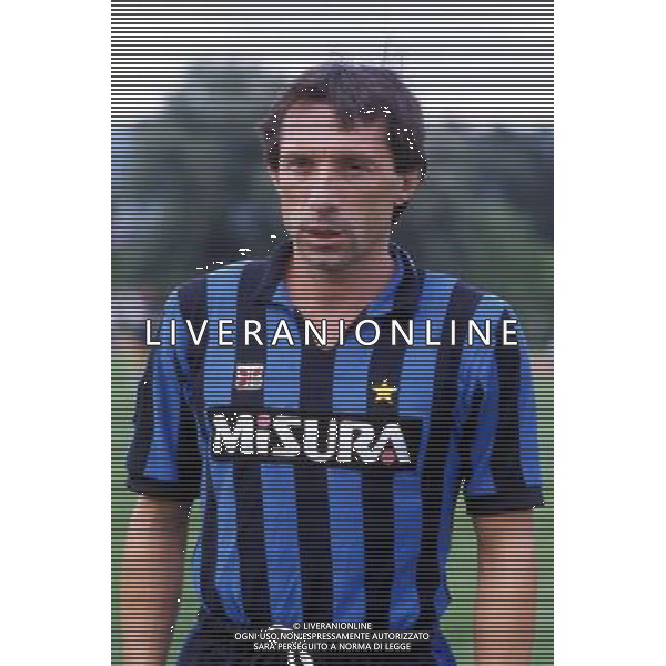 RETROSPETTIVA GIAMPIERO MARINI CALCIATORE NELLA FOTO GIAMPIERO MARINI CON LA MAGLIA DELL\'INTER AG ALDO LIVERANI SAS