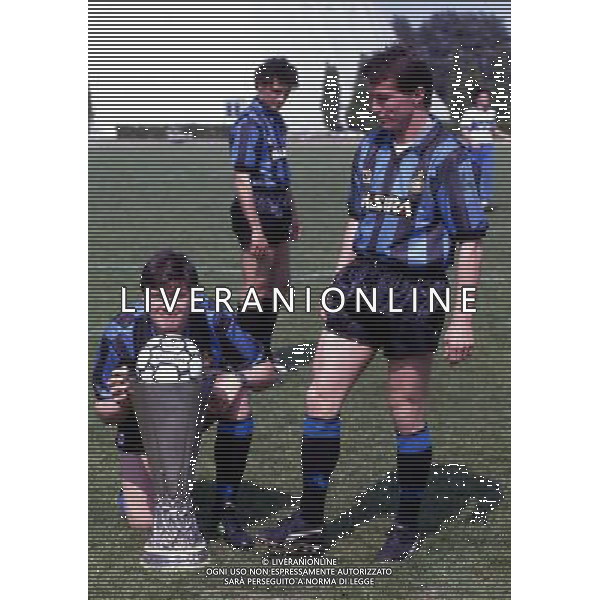 RETROSPETTIVA ALDO SERENA CALCIATORE NELLA FOTO ALDO SERENA CON LA MAGLIA DELL\'INTER E LOTHAR MATTHAUS AG ALDO LIVERANI SAS
