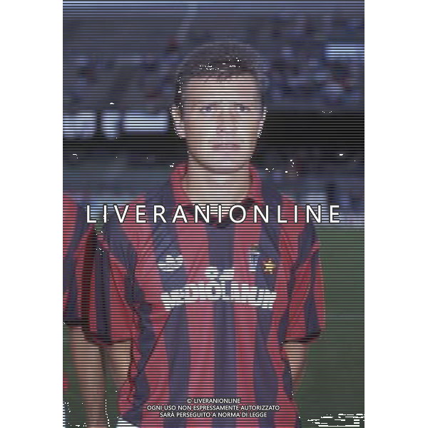 RETROSPETTIVA ALDO SERENA CALCIATORE NELLA FOTO ALDO SERENA CON LA MAGLIA DEL MILAN AG ALDO LIVERANI SAS