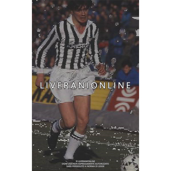 RETROSPETTIVA ALDO SERENA CALCIATORE NELLA FOTO ALDO SERENA CON LA MAGLIA DELLA JUVENTUS AG ALDO LIVERANI SAS