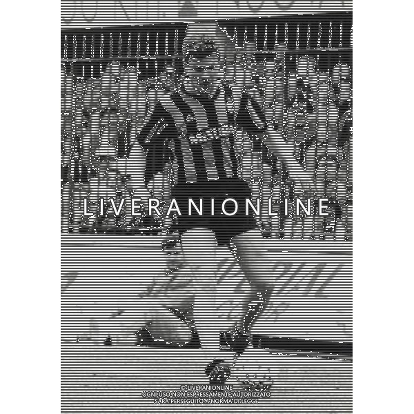 RETROSPETTIVA ALDO SERENA CALCIATORE NELLA FOTO ALDO SERENA CON LA MAGLIA DELL\'INTER AG ALDO LIVERANI SAS