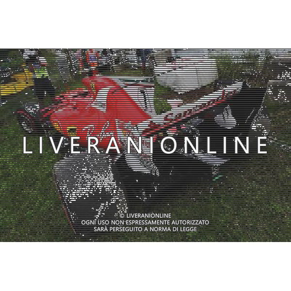 The Ferrari SF70H of Kimi Raikkonen (FIN) Ferrari after he crashed in the third practice session. / AGENZIA ALDO LIVERANI SAS - ITALY ONLY EDITORIAL USE ONLY - Prove Ufficiali Qualifiche Gp F1 Giappone - Suzuka 7 ottobre 2017