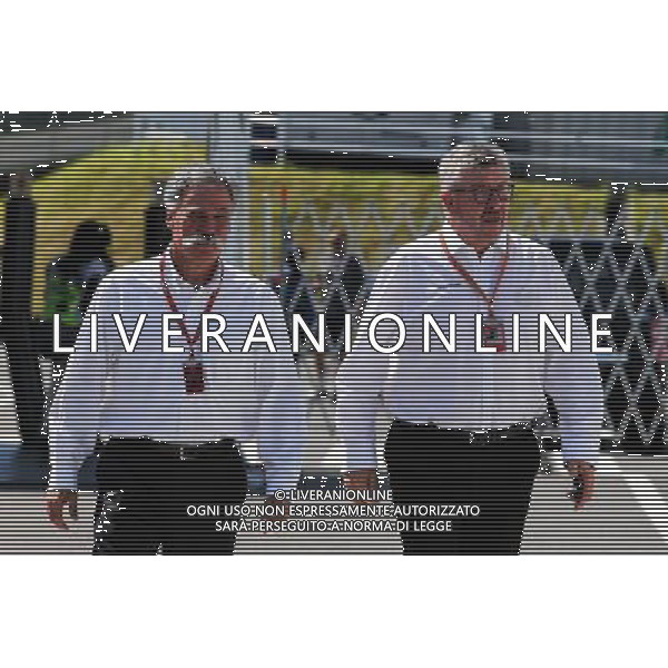 (L to R): Chase Carey (USA) Formula One Group Chairman with Ross Brawn (GBR) Managing Director, Motor Sports. 08.10.2017. Formula 1 World Championship, Rd 16, Japanese Grand Prix, Suzuka, Japan, Race Day. AG ALDO LIVERANI SAS ONLY ITALY