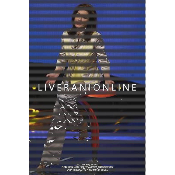 Roma 14/04/2005 - Trasmissione televisiva \' Assolutamente ..... \' condotta da Fabrizio Frizzi e Bianca Guaccero in onda sul Raiuno alle 21.00. Nella foto: Edwige Fenech ph alessia paradisi/agenzia aldo liverani