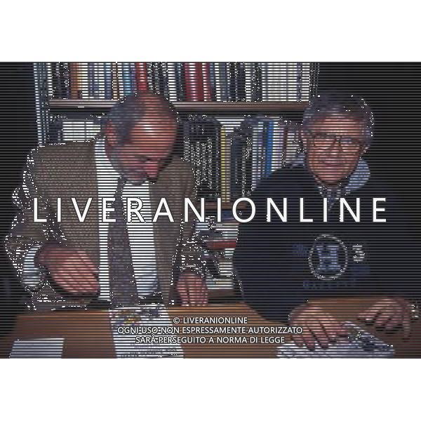 RETROSPETTIVA MARIO CAPANNA POLITICO NELLA FOTO MARIO CAPANNA CON DON ANTONIO MAZZI AG ALDO LIVERANI SAS