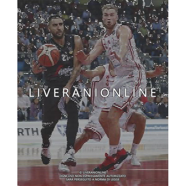 Lega Basket serie A Victoria Libertas Pesaro - Segafredo Virtus Bologna 14/10/2017 nella foto: Pietro Aradori Mika Erik Â©Claudio Zamagni/Agenzia Aldo Liverani Pietro Aradori and Mika Erik during basketball match between Victoria Libertas Pallacanestro Pesaro and Segafredo Virtus Bologna at Adriatic Arena in Pesaro on October 14 2017 photo credit Claudio Zamagni/Aldo Liverani Photo Agency 