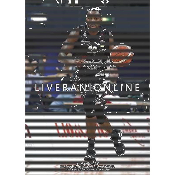 Lega Basket serie A Victoria Libertas Pesaro - Segafredo Virtus Bologna 14/10/2017 nella foto: Oliver Lafayette Â©Claudio Zamagni/Agenzia Aldo Liverani Oliver Lafayette during basketball match between Victoria Libertas Pallacanestro Pesaro and Segafredo Virtus Bologna at Adriatic Arena in Pesaro on October 14 2017 photo credit Claudio Zamagni/Aldo Liverani Photo Agency 
