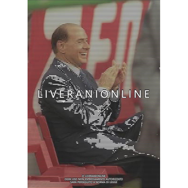 1999-2000 MILANO RETROSPETTIVA SILVIO BERLUSCONI NELLA FOTO SILVIO BERLUSCONI CON IL FIGLIO PIERSILVIO ALLO STADIO SAN SIRO AG ALDO LIVERANI SAS 