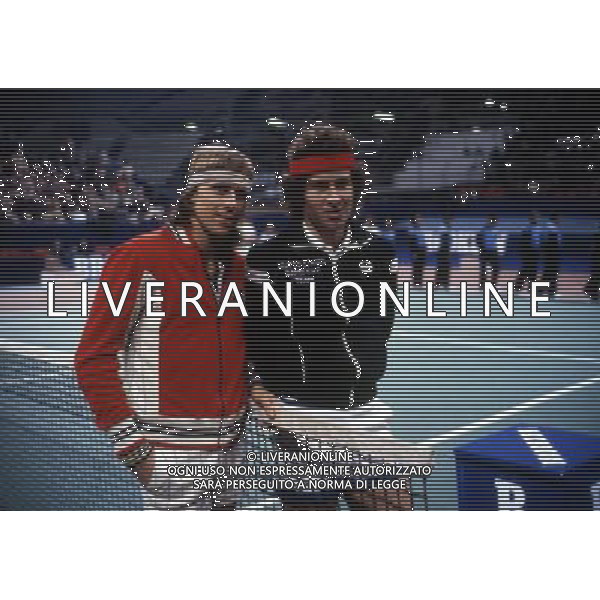 RETROSPETTIVA JOHN MC ENROE TENNIS NELLA FOTO JOHN MC ENROE CON BJORN BORG AG ALDO LIVERANI SAS 