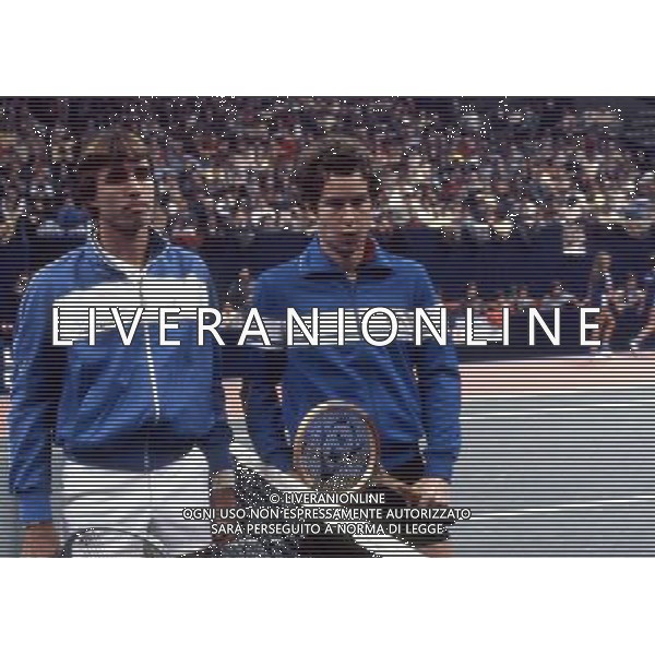 RETROSPETTIVA JOHN MC ENROE TENNIS NELLA FOTO JOHN MC ENROE CON IVAN LENDL AG ALDO LIVERANI SAS 