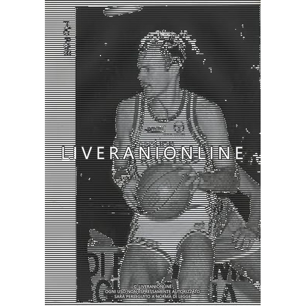 RETROSPETTIVA BOB MORSE PALLACANESTRO NELLA FOTO BOB MORSE CON LA MAGLIA DELLA CANTINE RIUNITE REGGIO EMILIA FOTO CODAZZI-AG ALDO LIVERANI SAS