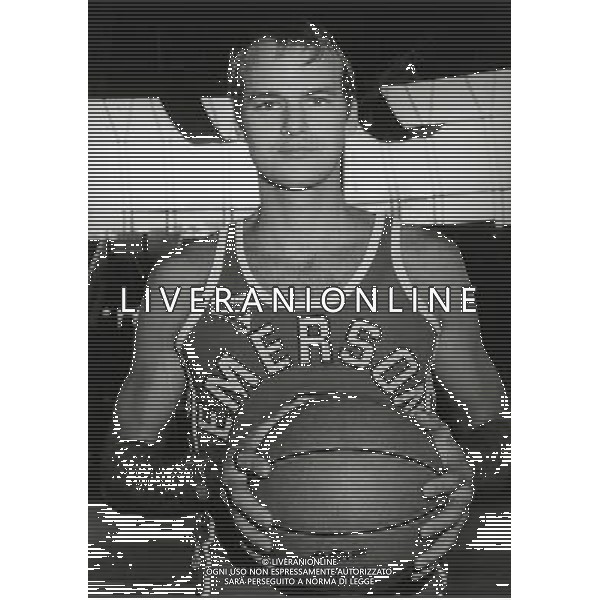 RETROSPETTIVA BOB MORSE PALLACANESTRO NELLA FOTO BOB MORSE CON LA MAGLIA DELL\'EMERSON VARESE AG ALDO LIVERANI SAS