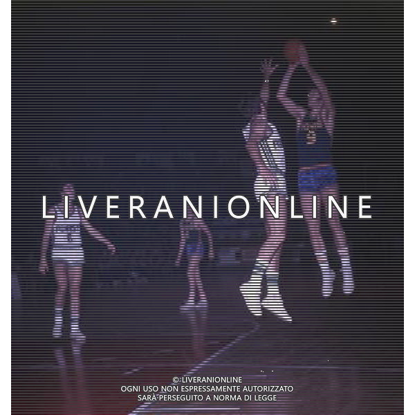 RETROSPETTIVA BOB MORSE PALLACANESTRO NELLA FOTO BOB MORSE CON LA MAGLIA IGNIS AG ALDO LIVERANI SAS