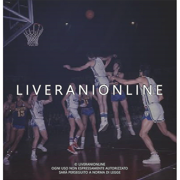 RETROSPETTIVA BOB MORSE PALLACANESTRO NELLA FOTO BOB MORSE AG ALDO LIVERANI SAS