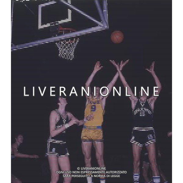 RETROSPETTIVA BOB MORSE PALLACANESTRO NELLA FOTO BOB MORSE CON LA MAGLIA IGNIS AG ALDO LIVERANI SAS
