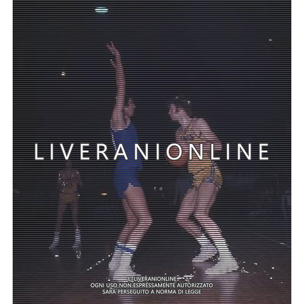 COL-RETROSPETTIVA BOB MORSE PALLACANESTRO NELLA FOTO BOB MORSE AG ALDO LIVERANI SAS