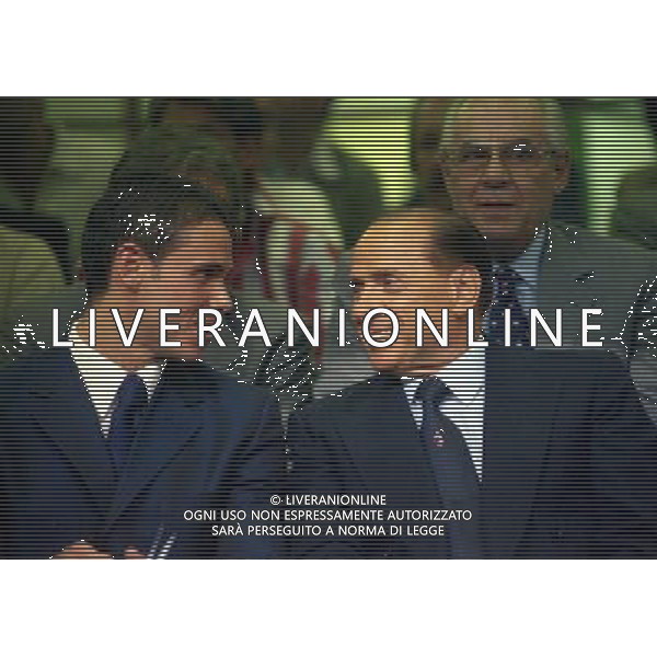 01-08-2000 MILANO STADIO SAN SIRO TRIBUNA SILBIO BERLUSCONI CON FERNANDO REDONDO NELLA FOTO FERNANDO REDONDO E SILVIO BERLUSCONI AG ALDO LIVERANI SAS