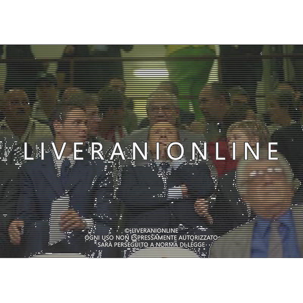 01-08-2000 MILANO STADIO SAN SIRO TRIBUNA SILBIO BERLUSCONI CON FERNANDO REDONDO NELLA FOTO FERNANDO REDONDO E SILVIO BERLUSCONI CON LA FIGLIA BARBARA AG ALDO LIVERANI SAS