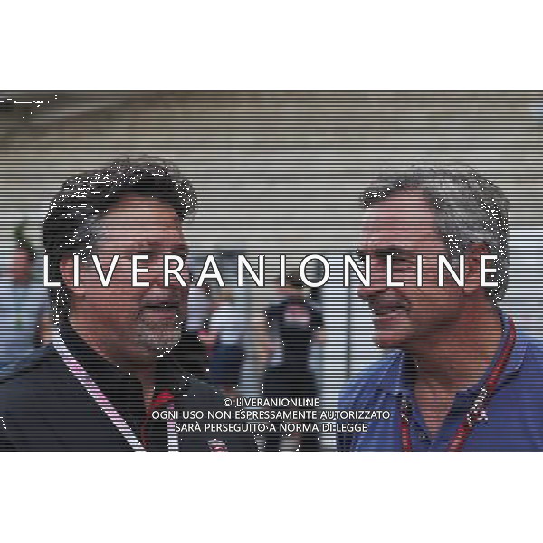 (L to R): Michael Andretti (USA) with Carlos Sainz (ESP). 21.10.2017. Formula 1 World Championship, Rd 17, United States Grand Prix, Austin, Texas, USA, Qualifying Day. AG ALDO LIVERANI SAS ONLY ITALY