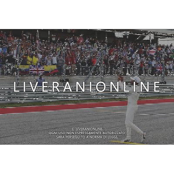 Lewis Hamilton (GBR) Mercedes AMG F1 celebrates his pole position in qualifying parc ferme. 21.10.2017. Formula 1 World Championship, Rd 17, United States Grand Prix, Austin, Texas, USA, Qualifying Day. AG ALDO LIVERANI SAS ONLY ITALY
