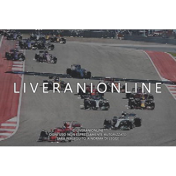 Sebastian Vettel (GER) Ferrari SF70H leads at the start of the race. 22.10.2017. Formula 1 World Championship, Rd 17, United States Grand Prix, Austin, Texas, USA, Race Day. / AGENZIA ALDO LIVERANI SAS - ITALY ONLY EDITORIAL USE ONLY