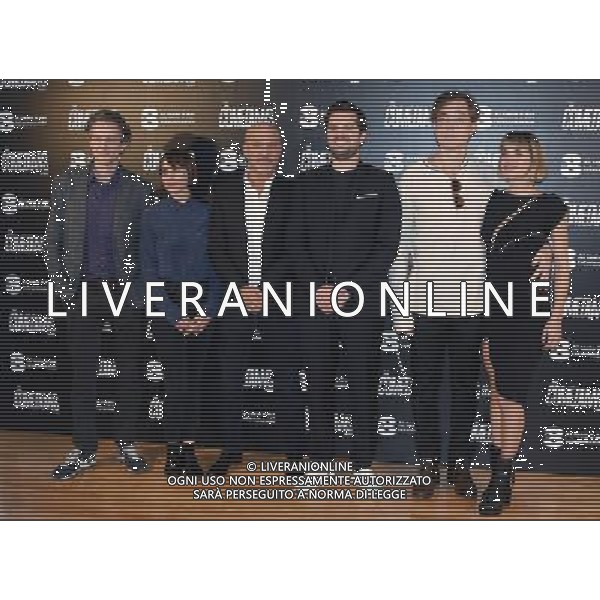 Photocall The Comedians la serie Milano - 25.10.2017 Nella Foto:Photocall The Comedians la serie con Claudio Bisio e Frank matano - Il cast Pietro Ragusa, Susy Laude, Claudio Bisio, Frank Matano, Maurizio Lombardi, Valentina Pegorer /Ph.Vitez-Ag. Aldo Liverani